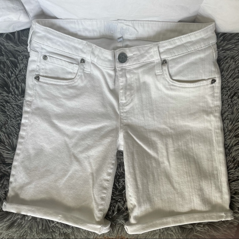 Kut from the Kloth White Jean shorts